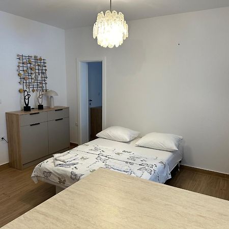 Apartmani Svemir Drage Esterno foto