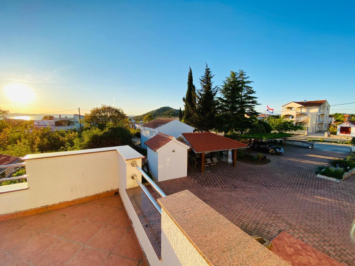 Apartmani Svemir Drage Esterno foto