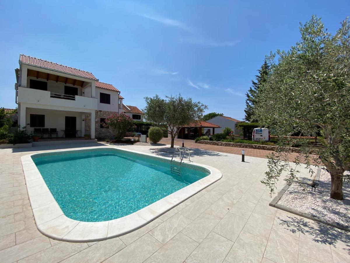 Apartmani Svemir Drage Esterno foto