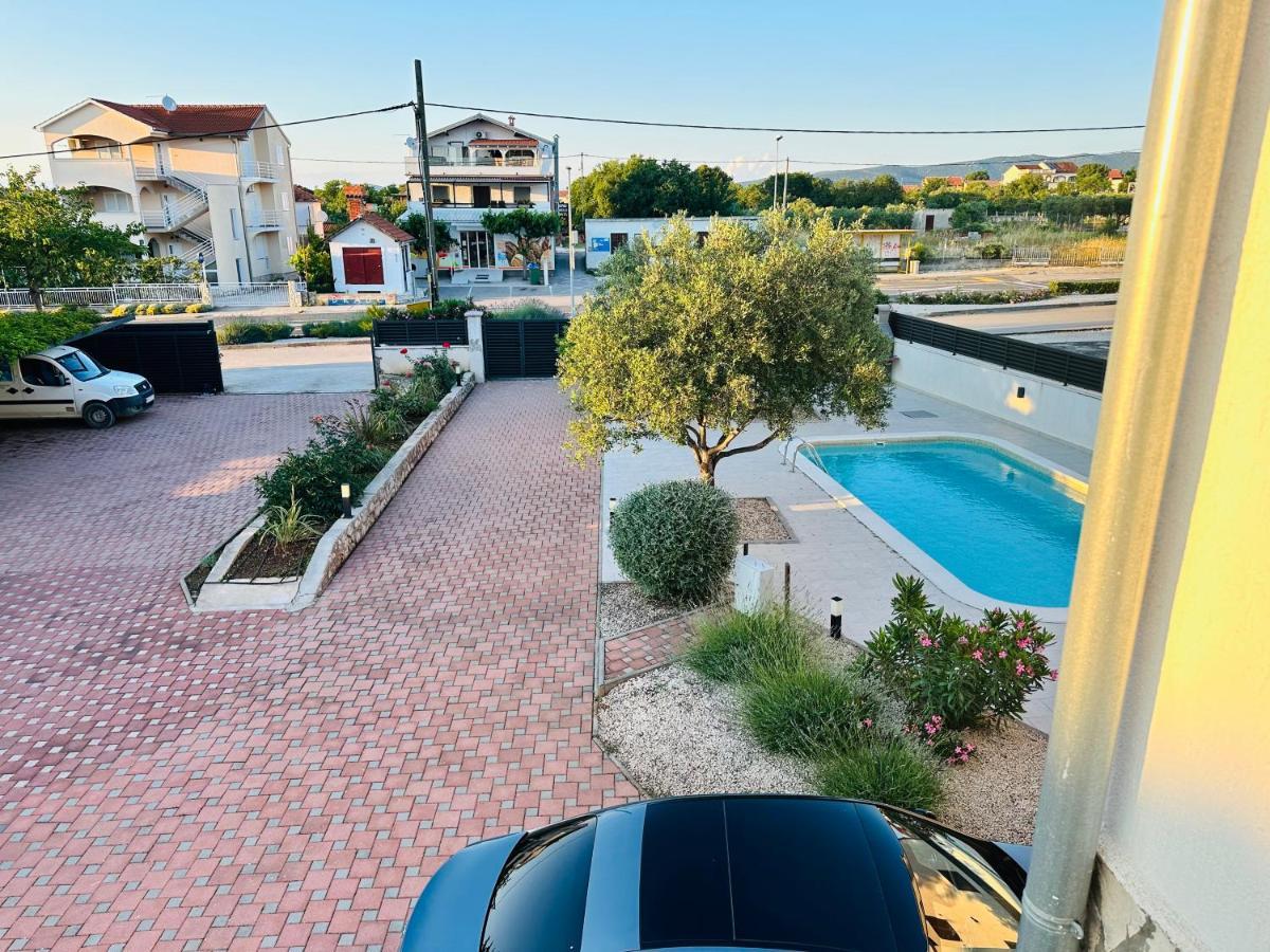 Apartmani Svemir Drage Esterno foto