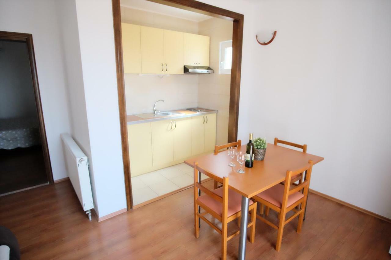 Apartmani Svemir Drage Esterno foto