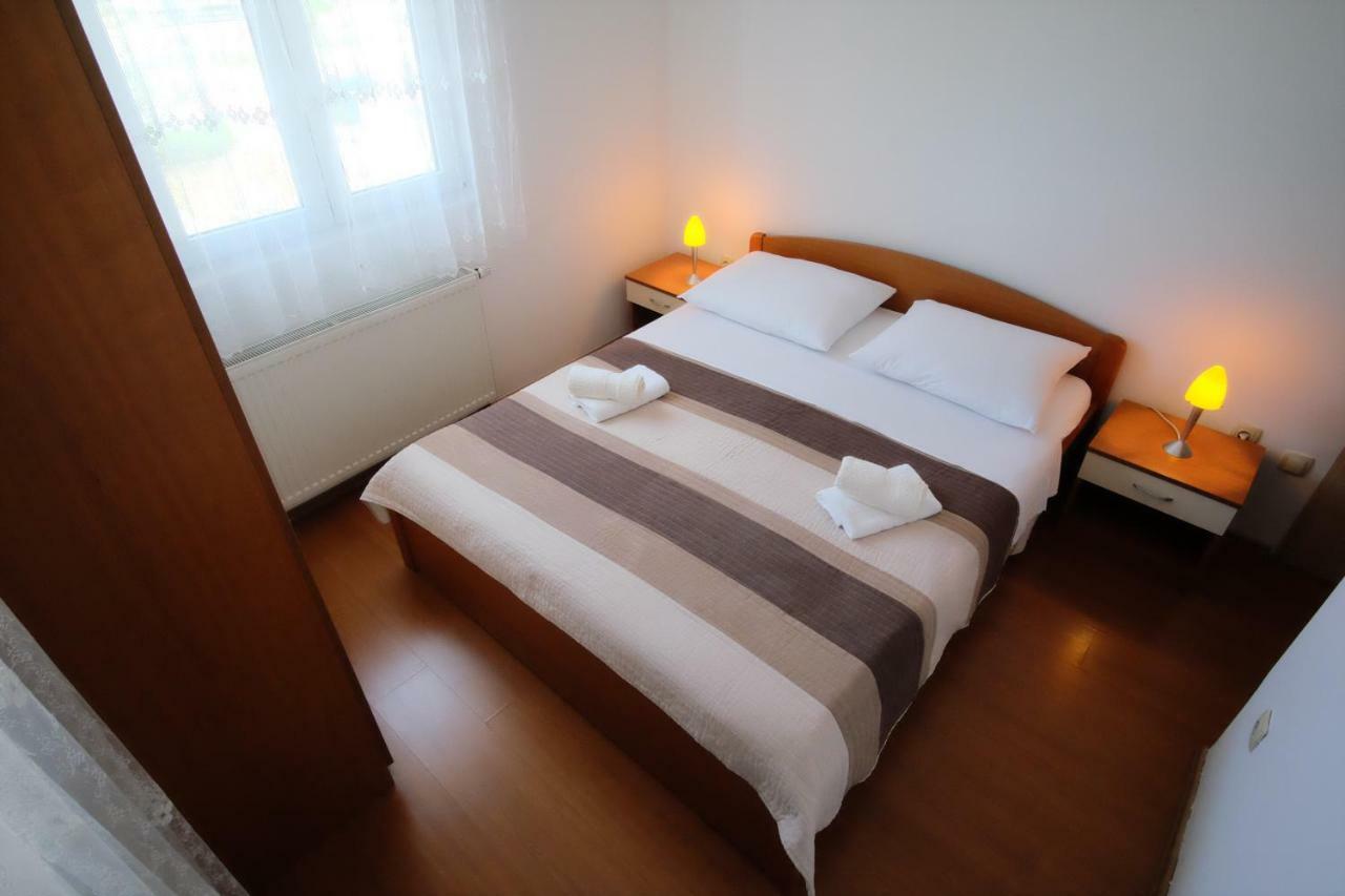 Apartmani Svemir Drage Esterno foto