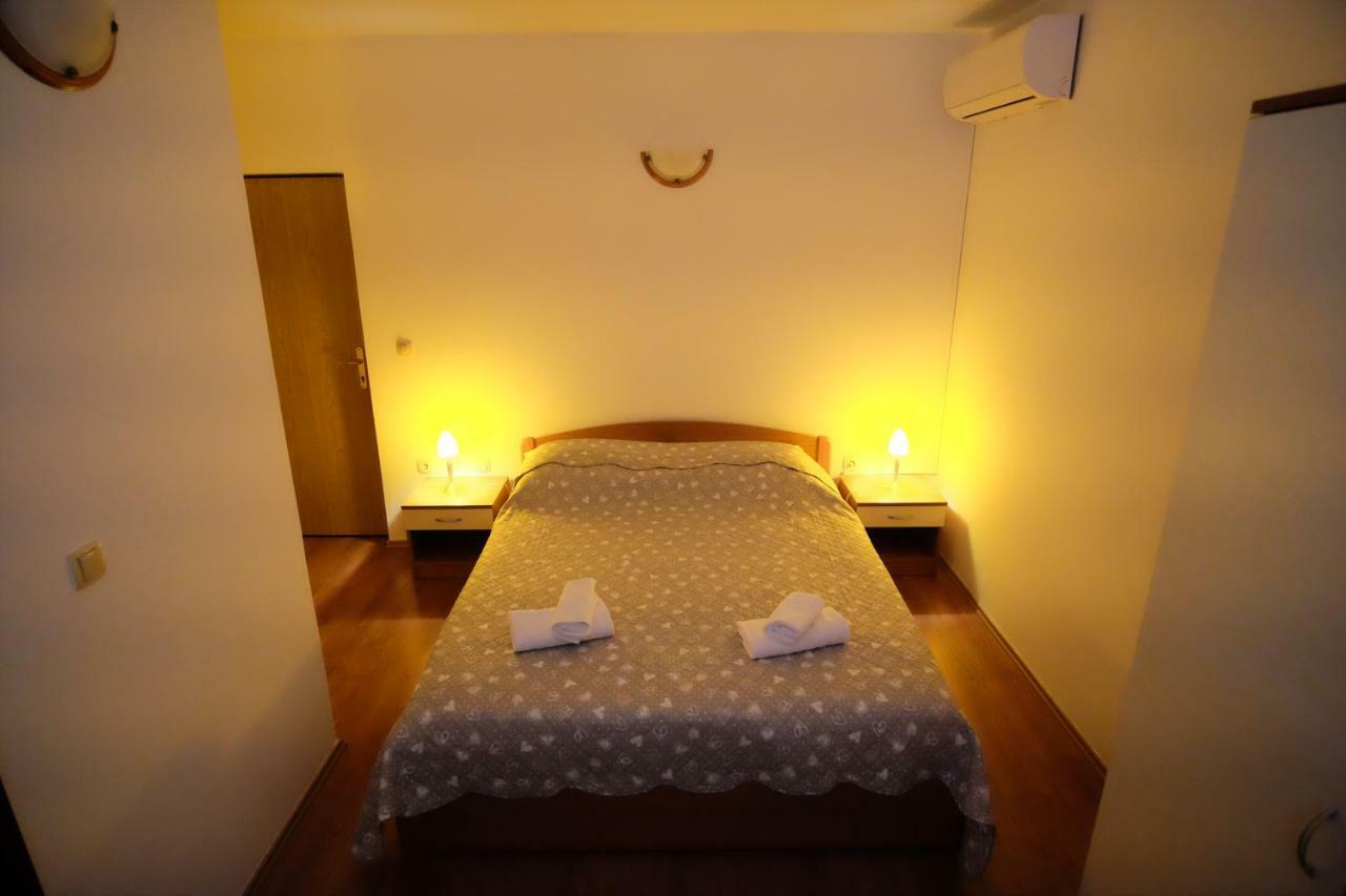 Apartmani Svemir Drage Esterno foto