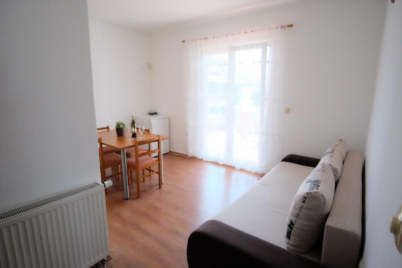 Apartmani Svemir Drage Esterno foto