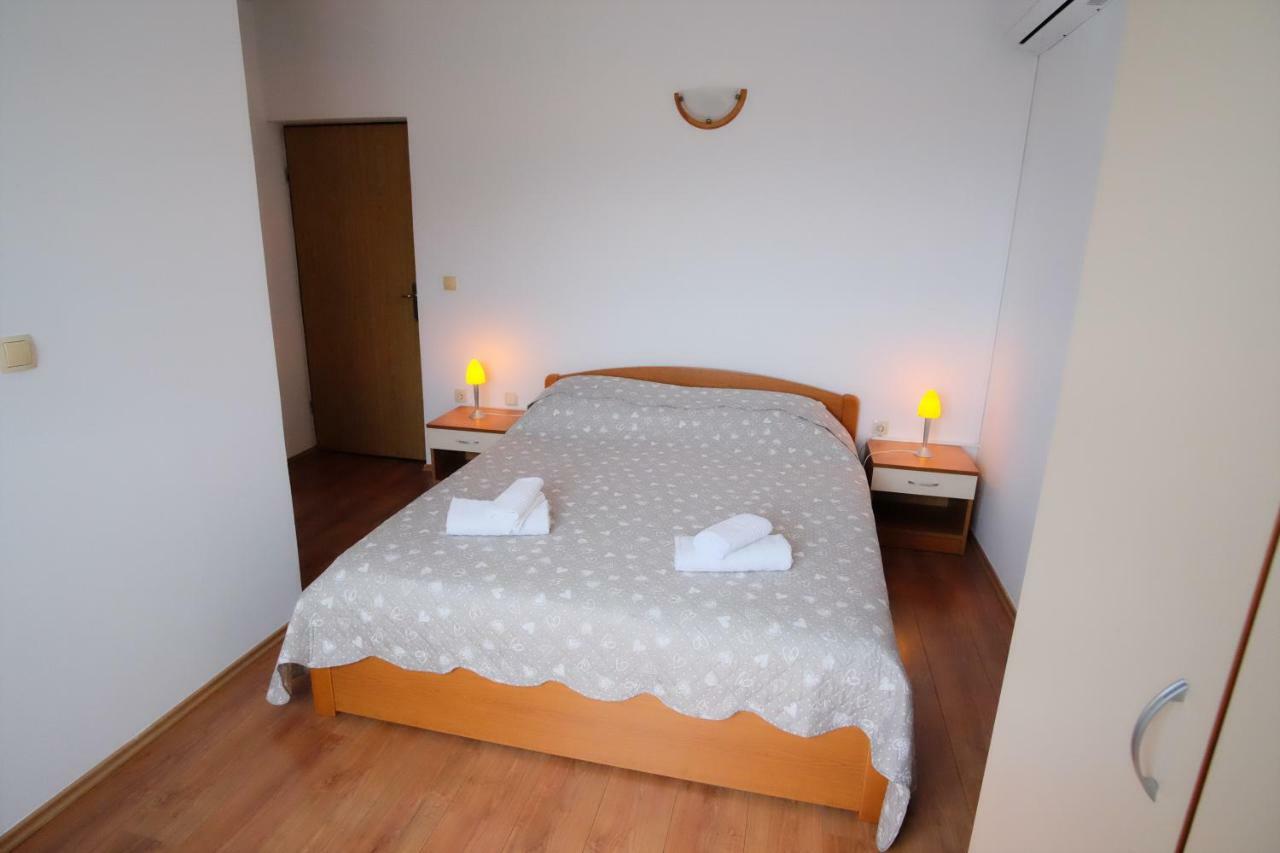 Apartmani Svemir Drage Esterno foto